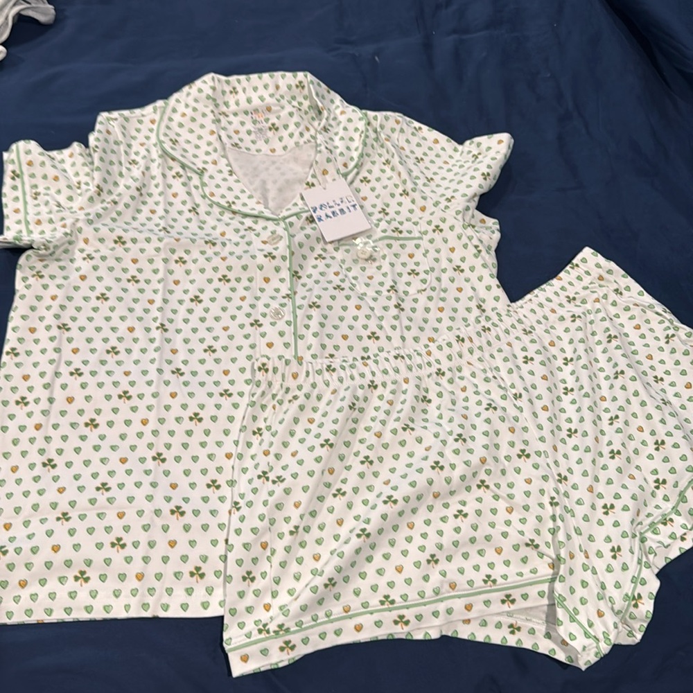 NWT Roller Rabbit Shamrock Pajama Short Set XL